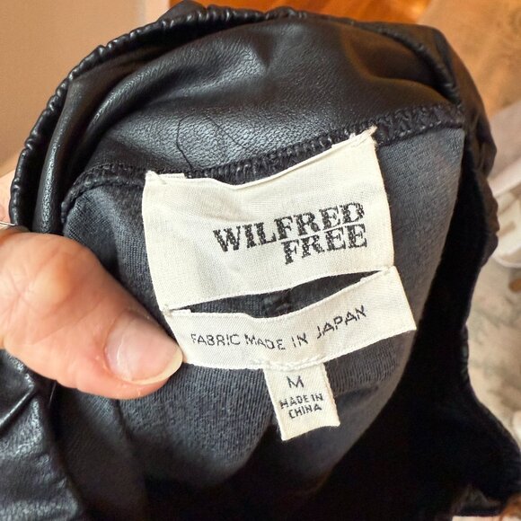 Aritzia Wilfred Free faux leather pant legging size M - Picture 2 of 6